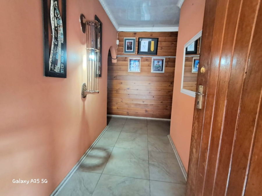 4 Bedroom Property for Sale in Sasolburg Ext 4 Free State